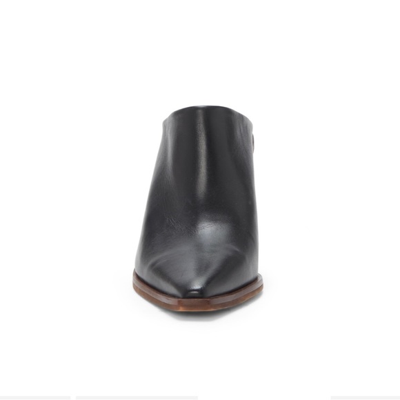 SHOES - Picture 7 of 16